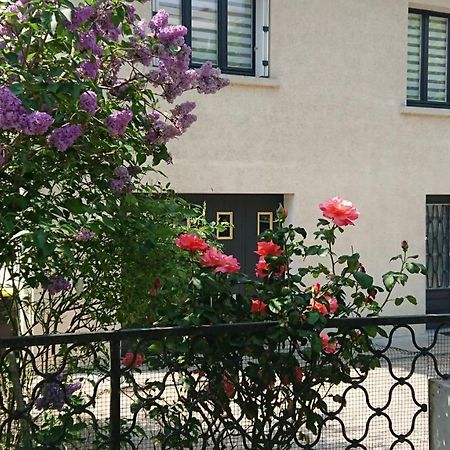 Chez David Lägenhet Bressuire Exteriör bild