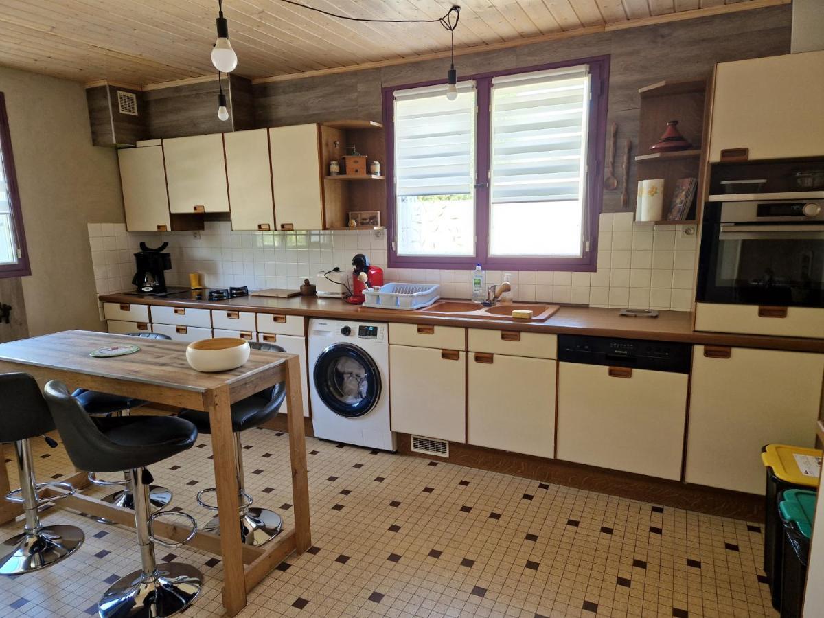 Chez David Lägenhet Bressuire Exteriör bild